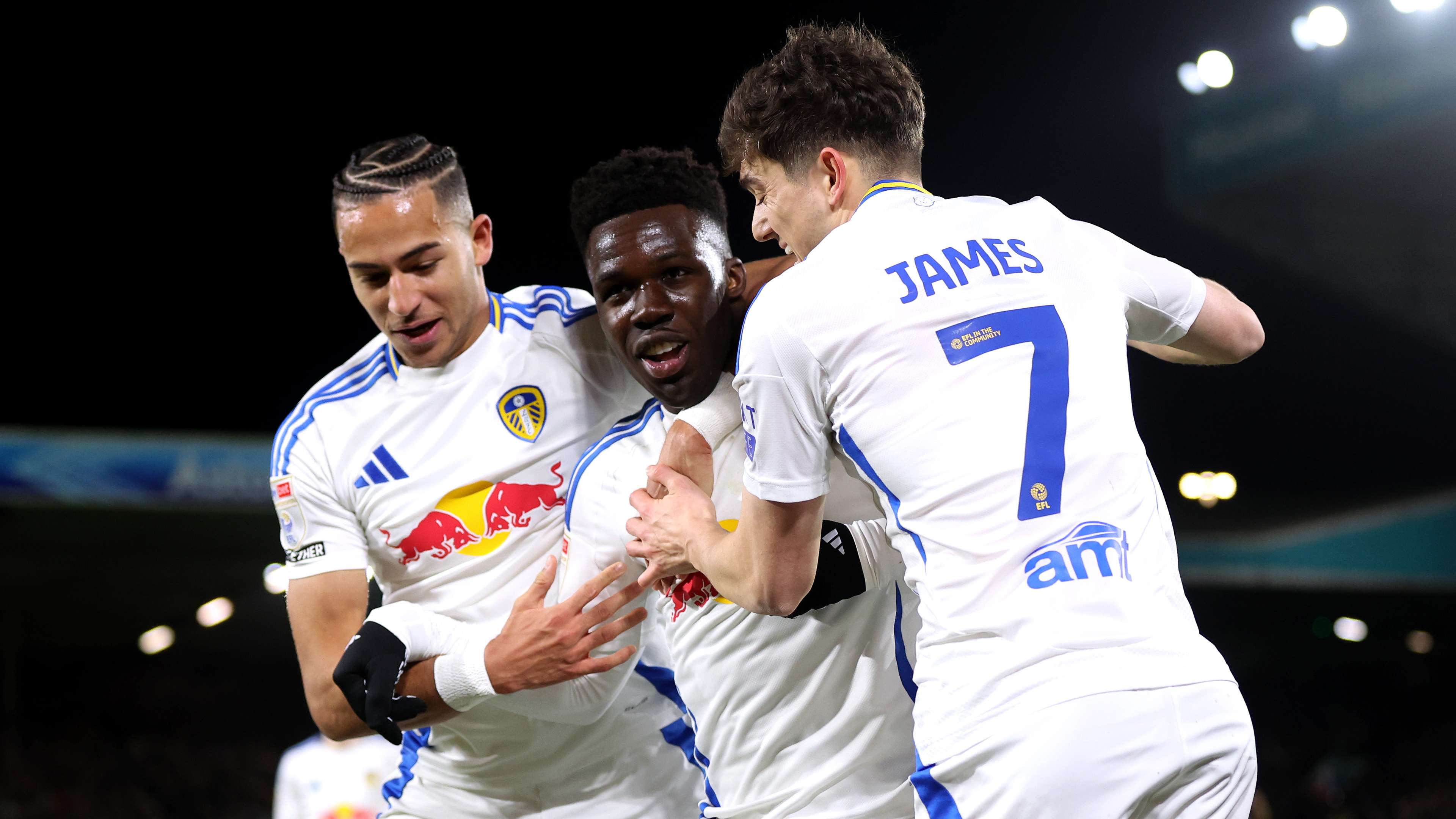 德和正直的 德和正直的