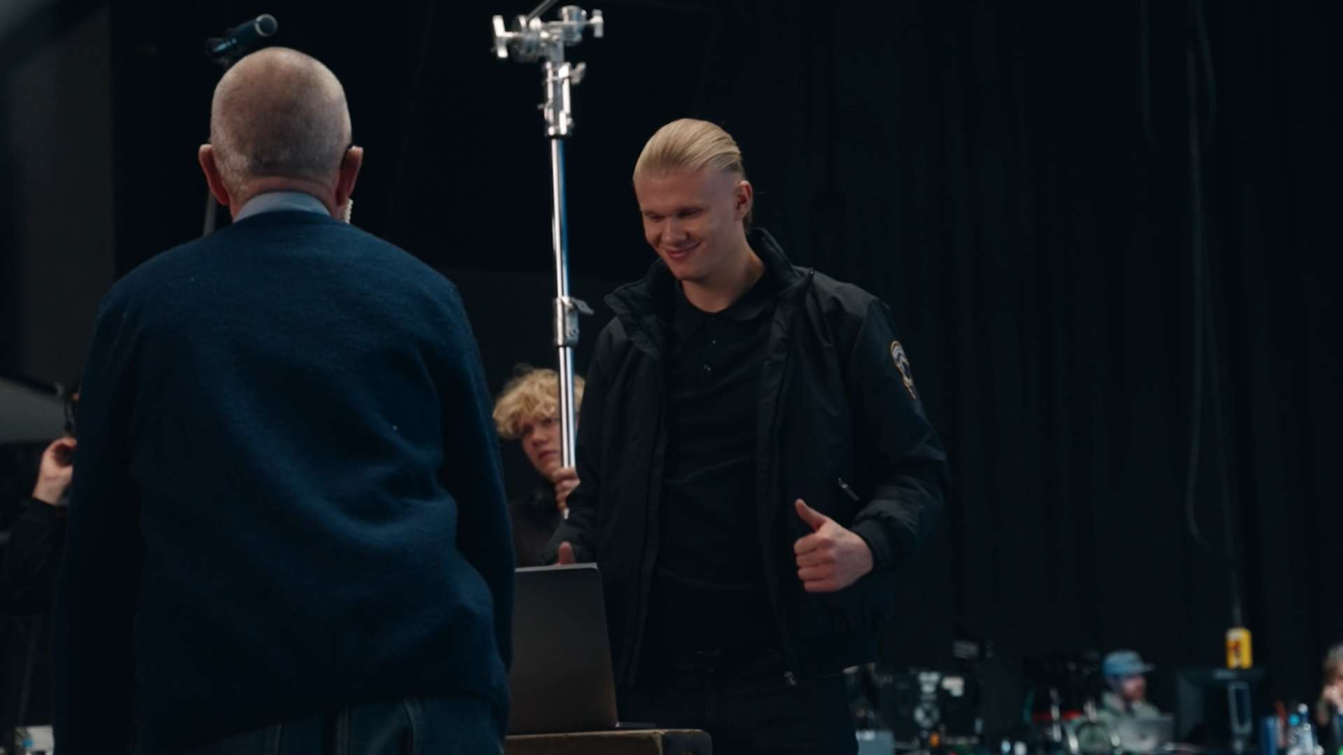 子足球的重 子足球的重